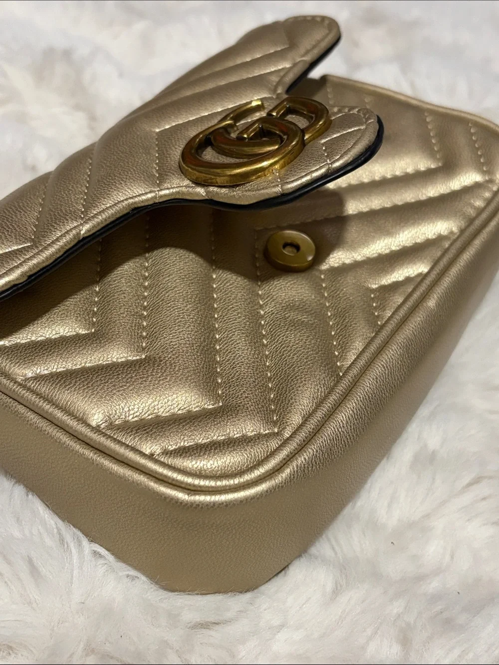 My boutique chic metallic